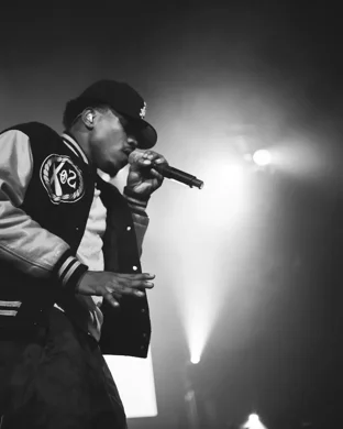 Live concert by Ella Eyre