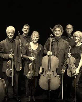 Academy of St. Martin In The Fields & Joshua Bell