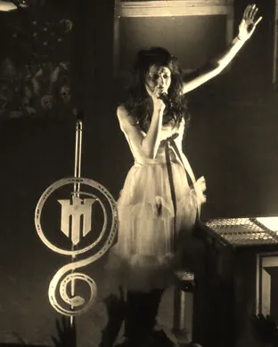 Flyleaf