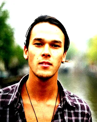 Justin Nozuka