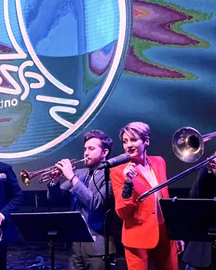 The Hot Sardines
